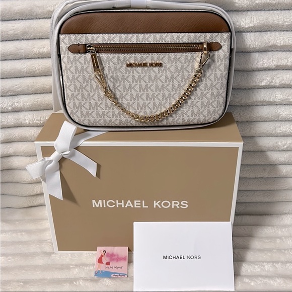 MICHAEL KORS Jet Set Large Vanilla Logo Crossbody Handbag - Picture 5 of 8